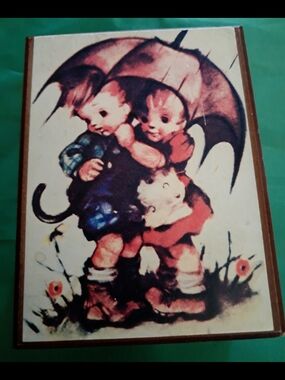 Hummel Music Box